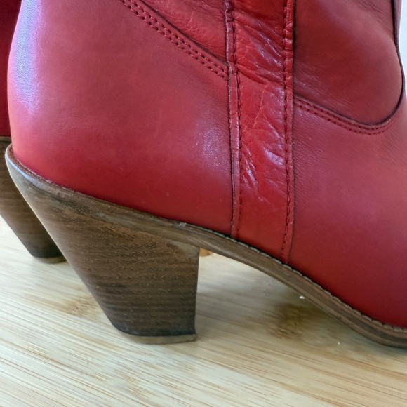 Bold mid-calf Cowboy boots in rich cherry red 🍒 - Picture 9 of 10